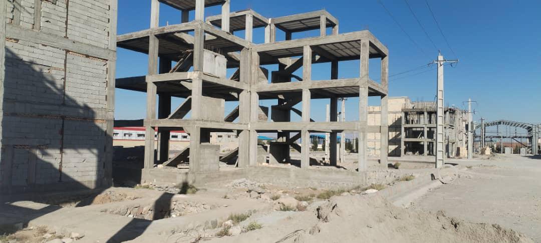 مشاور املاک ماندگار خوش افکار در آخولا تبریز